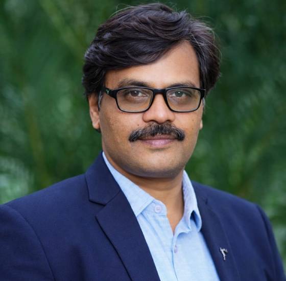 V. Raveendra Saradhi